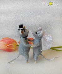 Мышки свадебные серые из шерсти